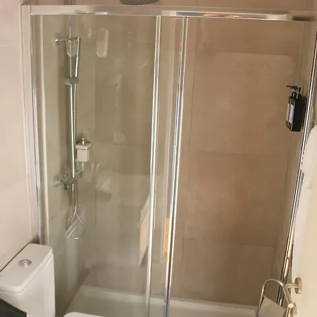 9min Metro To Downtown - Couples&kids - Free Parking Holiday home Porto