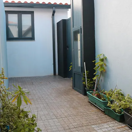 9min Metro To Downtown - Couples&kids - Free Parking Porto